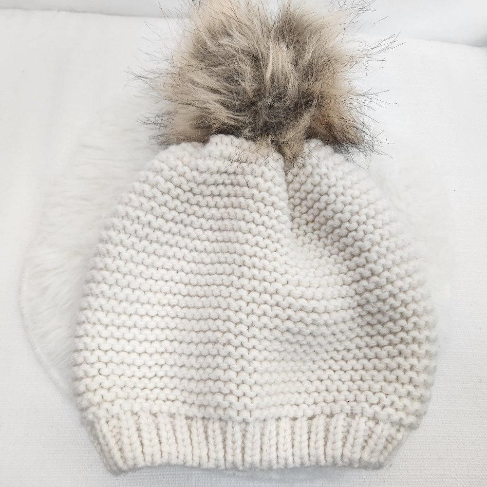 Cozy Knit Beanie with Faux Fur Pom